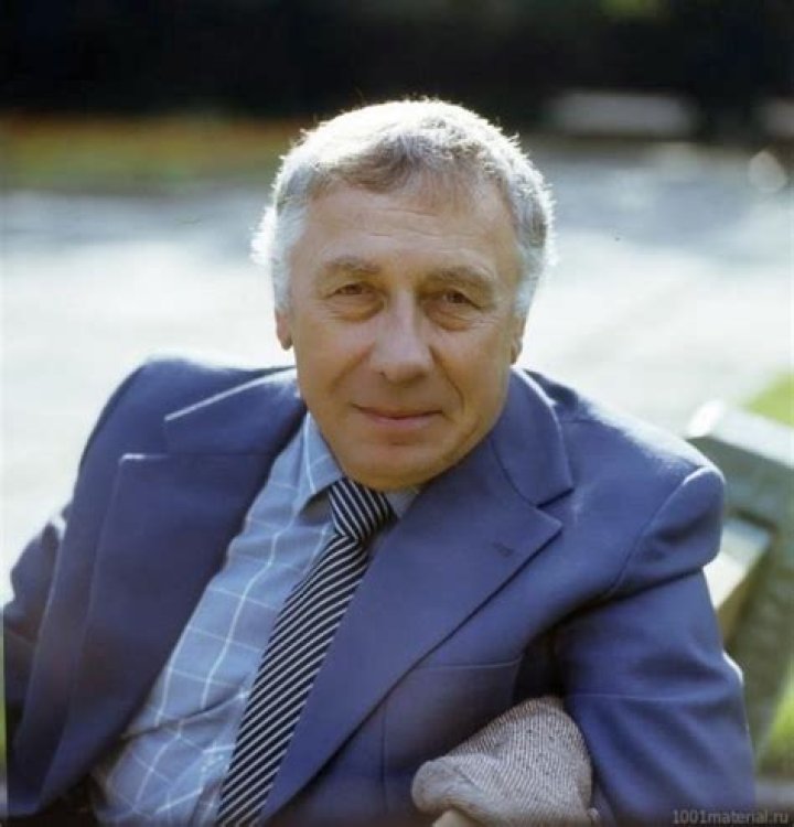 Anatoli Papanov Anatoli Papanov