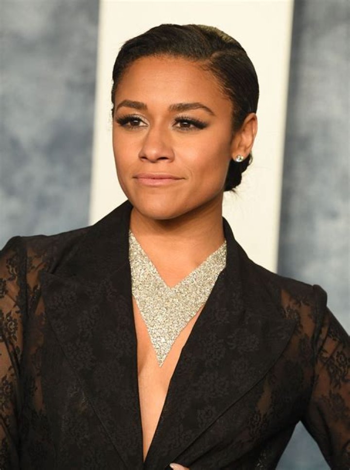Did Ariana DeBose go to high school and college? 1 Ariana DeBose