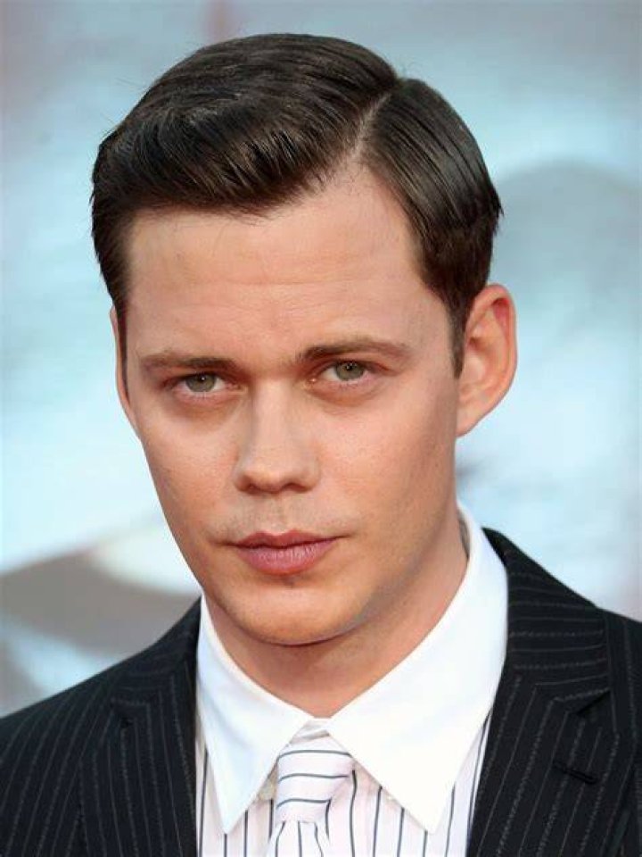 Bill Skarsgård children: Does Bill Skarsgård have children? 1 Bill Skarsgard