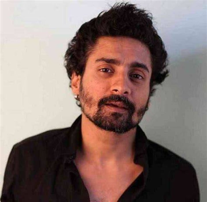 Chandan Roy Sanyal Net Worth