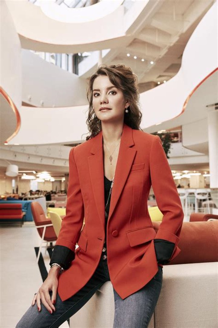Demet Mutlu Demet Mutlu