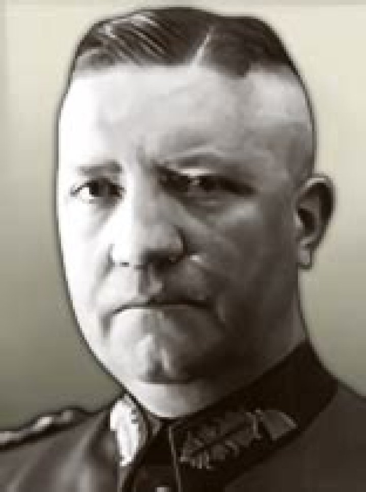 Friedrich Fromm Friedrich Fromm