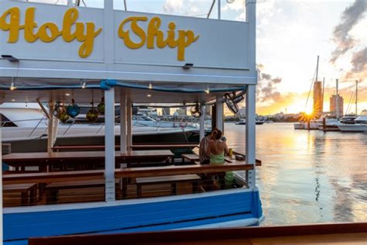 Holy Ship! main