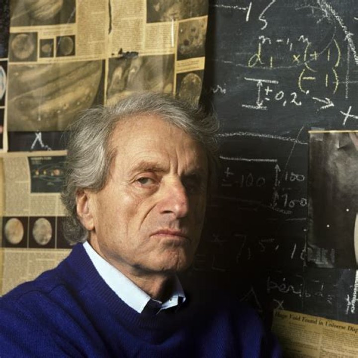 Iannis Xenakis Iannis Xenakis