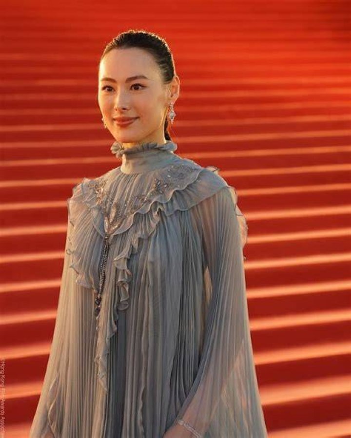 Isabella Leong Isabella Leong
