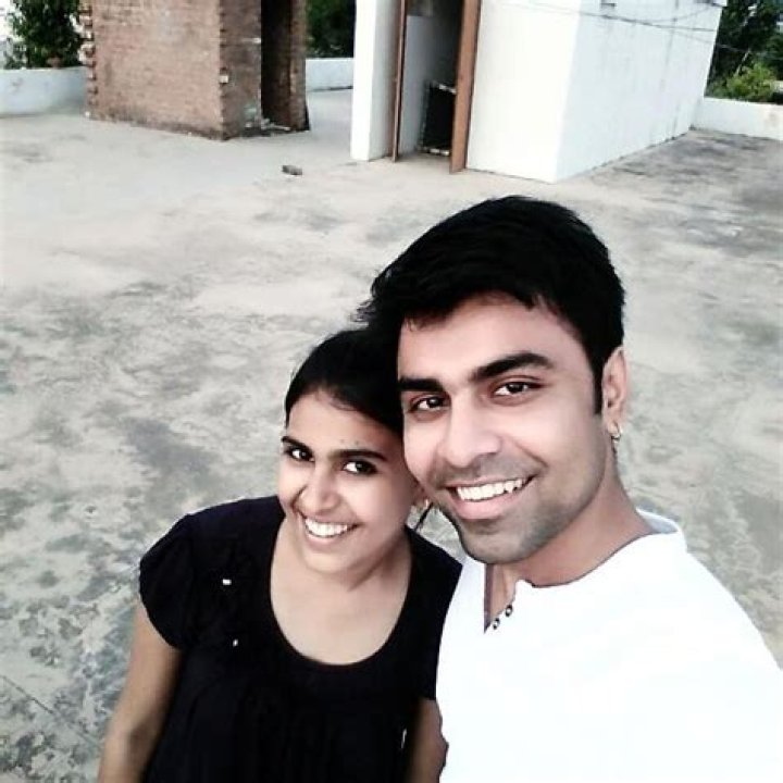 Jitendra Kumar Sister