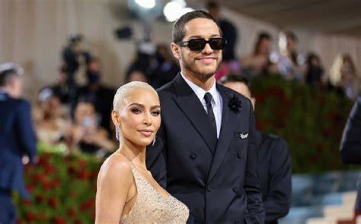 8 hottest Hollywood girls who dated Pete Davidson 9 Kim Kardashian and Pete Davidson (Photo: People)