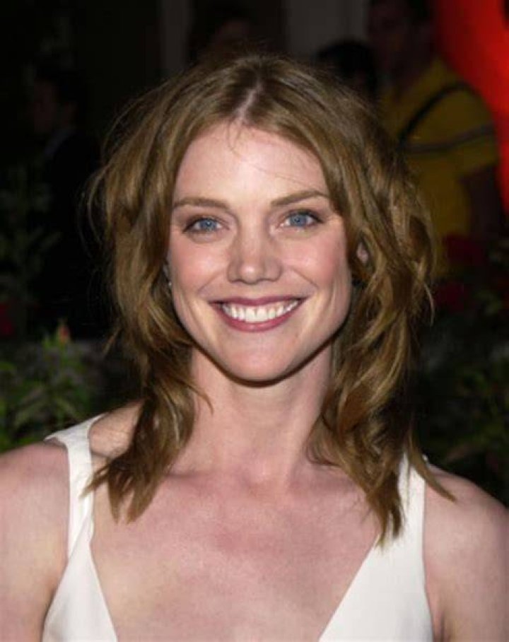 Leslie Stefanson Biography