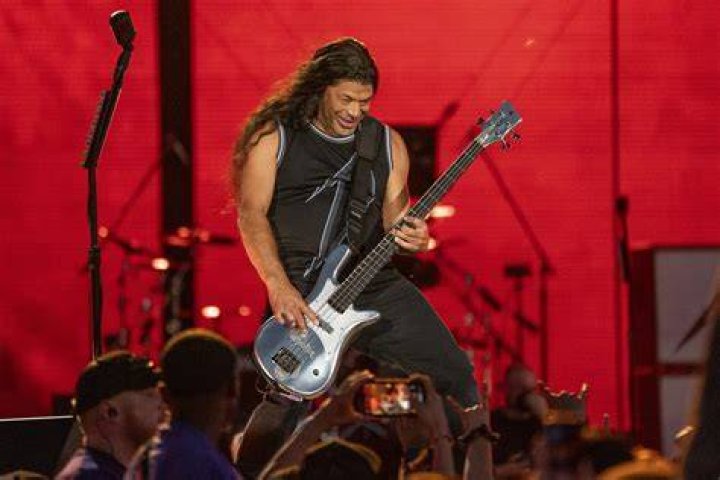 Robert Trujillo Robert Trujillo