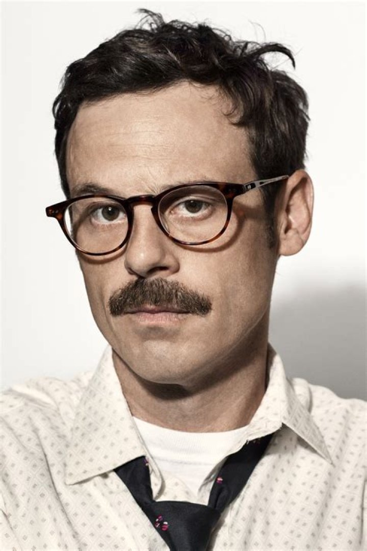 Who is Scoot McNairy wife Whitney Able? 1 Scoot McNairy