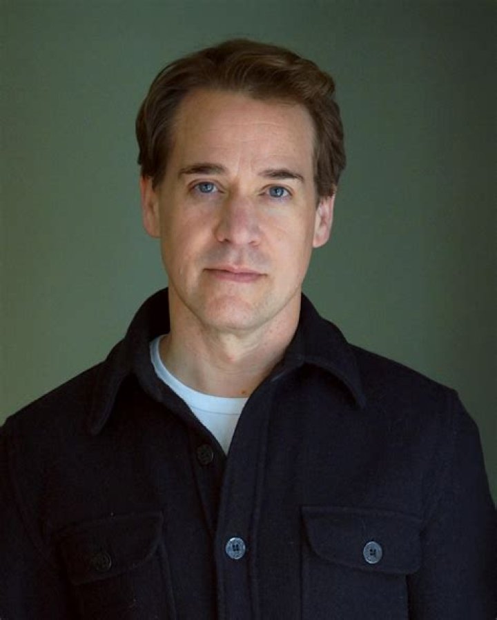 T. R. Knight T. R. Knight