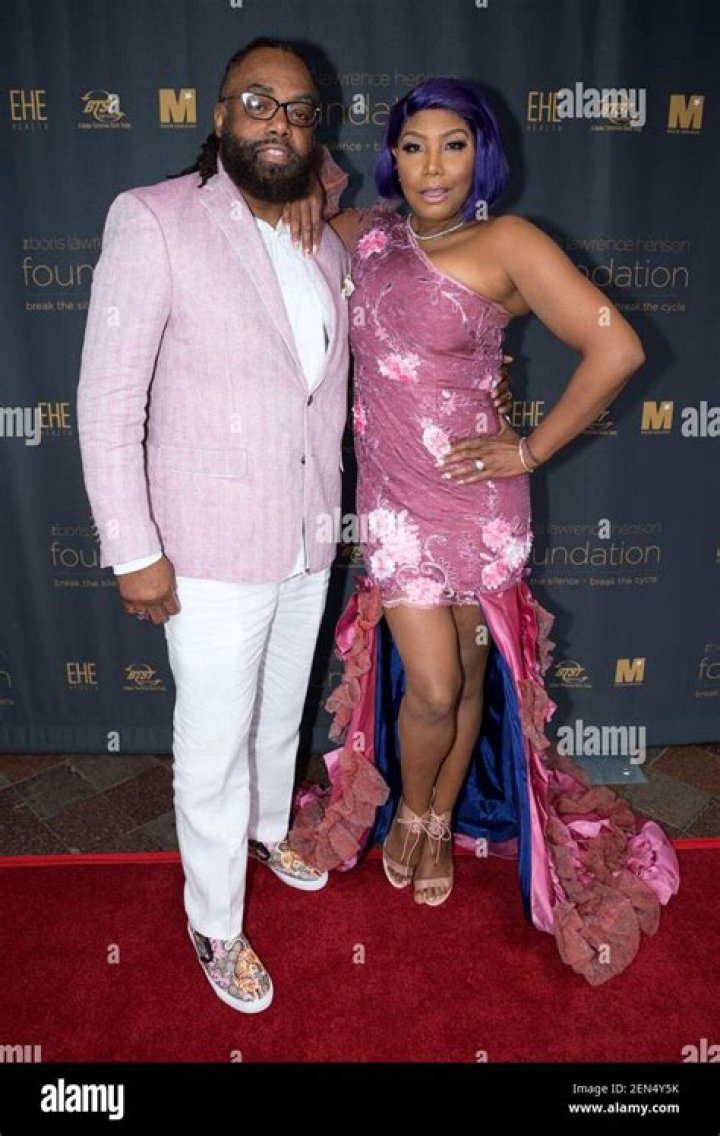 Kevin Surrat Biography; Age, height, family, net worth 1 Traci Braxton and Kevin