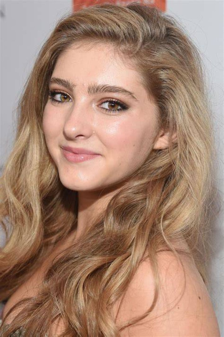 Willow Shields at the LA Catching Fire Premiere